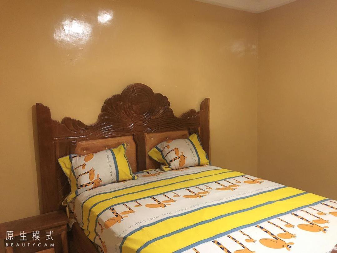 Awamuulamin Manneh Guest House Abuko Esterno foto