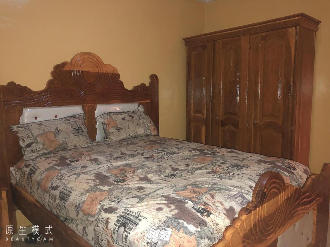 Awamuulamin Manneh Guest House Abuko Esterno foto